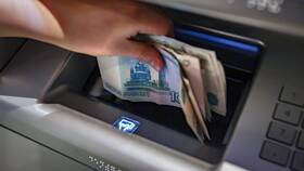 Что можно сделать при задержке зарплаты в Перекресток