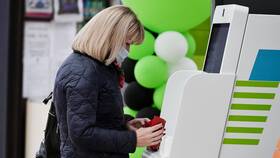 Как правильно выдать зарплату в декабре в Перекресток