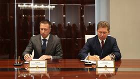 Связи между СИБУРом и Газпромом в Перекресток